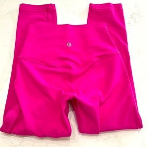 EUC  LULULEMON ALIGN SIZE 2 21” HR LEGGINGS